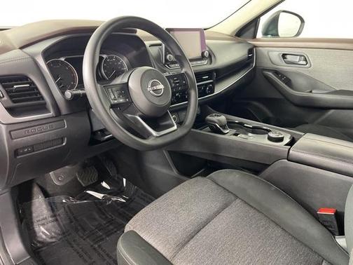 2022 Nissan Rogue S