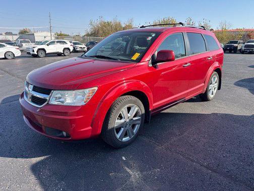 Inferno Red Crystal PC/Mineral Gray Met CC 2009 Dodge Journey R/T