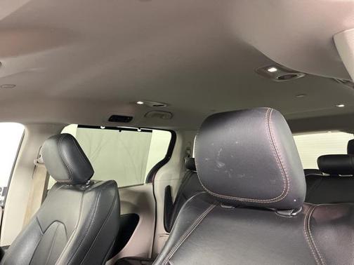 2018 Chrysler Pacifica Touring-L