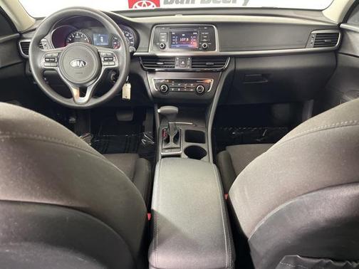 2017 Kia Optima LX