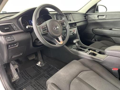 2017 Kia Optima LX