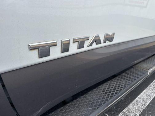 2017 Nissan Titan Platinum Reserve