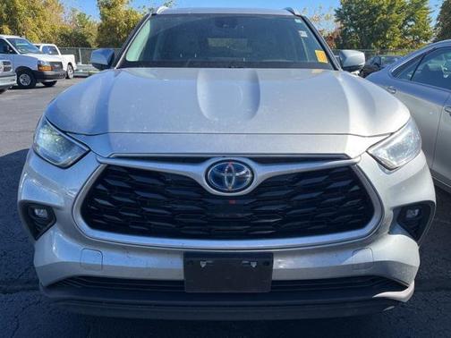 2023 Toyota Highlander Hybrid XLE