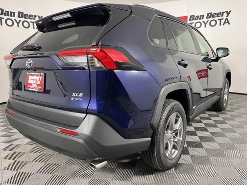 2025 Toyota RAV4 Hybrid XLE