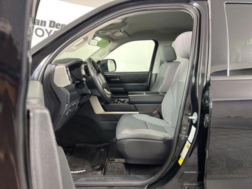 Midnight Black Metallic 2024 Toyota Tundra SR5