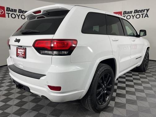 2020 Jeep Grand Cherokee Altitude