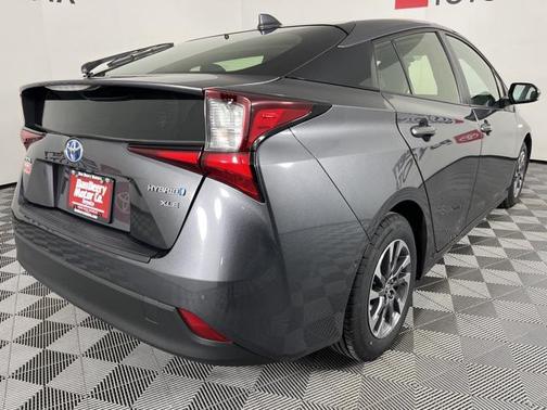 2021 Toyota Prius XLE