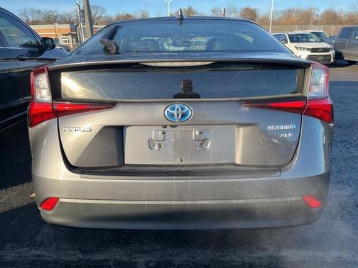 2021 Toyota Prius XLE