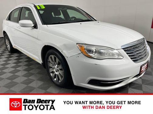 Bright White Clearcoat 2013 Chrysler 200 LX