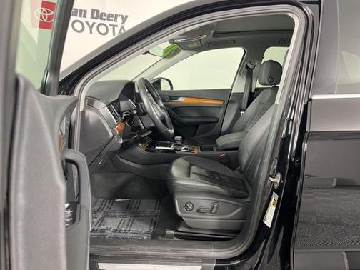 2021 Audi Q5 45 Premium Plus