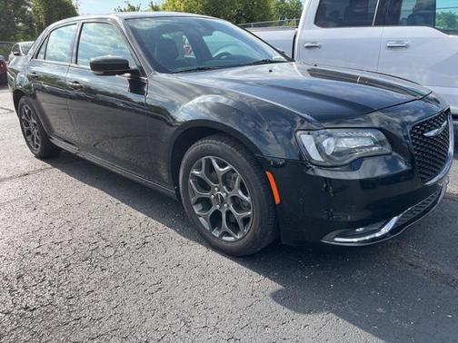 2018 Chrysler 300 S