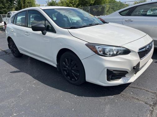 2017 Subaru Impreza 2.0i