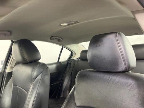 Crystal Red Metallic Tintcoat 2011 Chevrolet Cruze 2LT