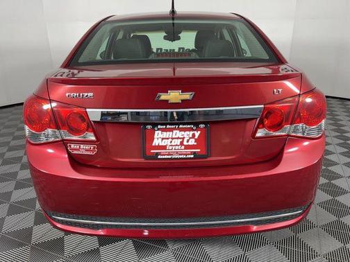Crystal Red Metallic Tintcoat 2011 Chevrolet Cruze 2LT