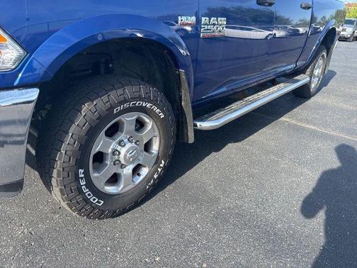 Blue Streak Pearlcoat 2016 RAM 2500 Outdoorsman