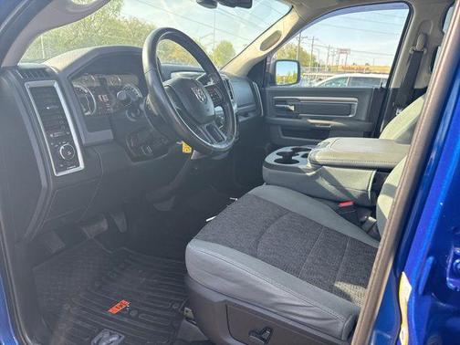 Blue Streak Pearlcoat 2016 RAM 2500 Outdoorsman