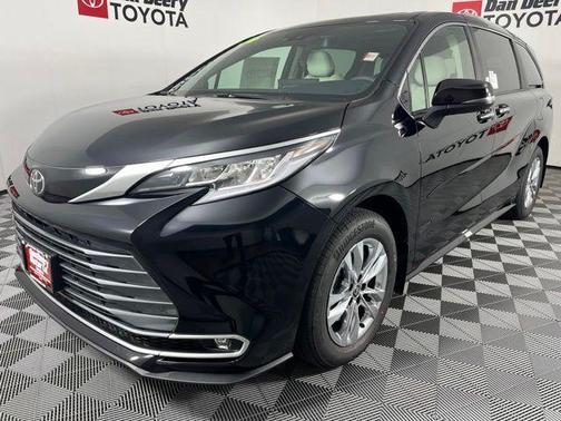 Midnight Black Metallic 2026 Toyota Sienna Limited