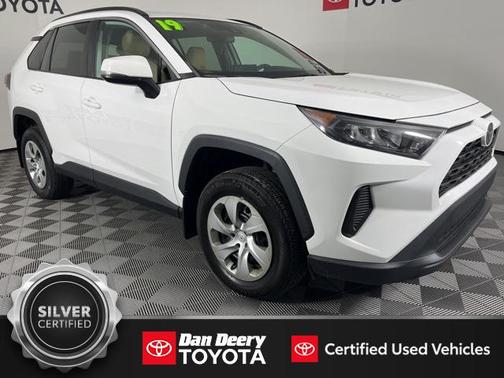 2019 Toyota RAV4 LE