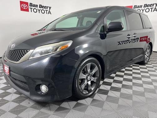 2016 Toyota Sienna SE