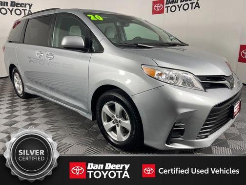 2020 Toyota Sienna LE