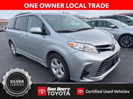 2020 Toyota Sienna LE