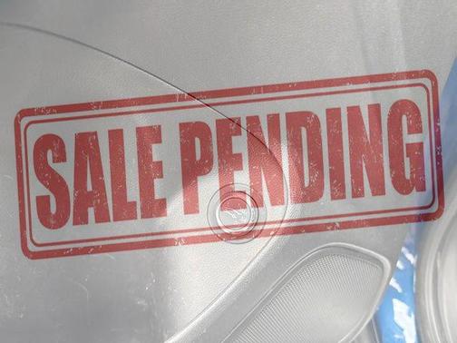 Sapphire Metallic 2022 Buick Encore GX Essence