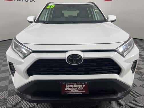 2020 Toyota RAV4 XLE