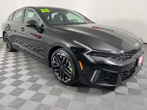 2025 Kia K5 GT