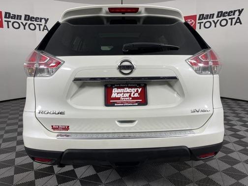 2016 Nissan Rogue SV