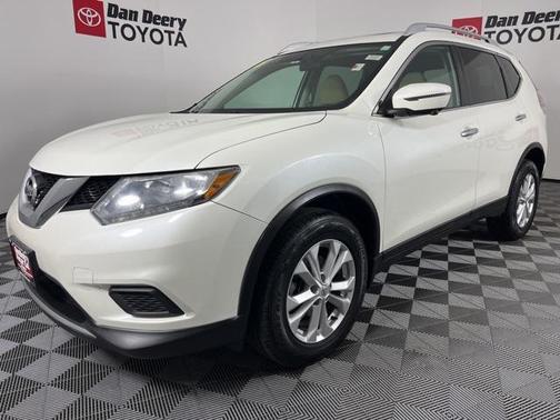 2016 Nissan Rogue SV