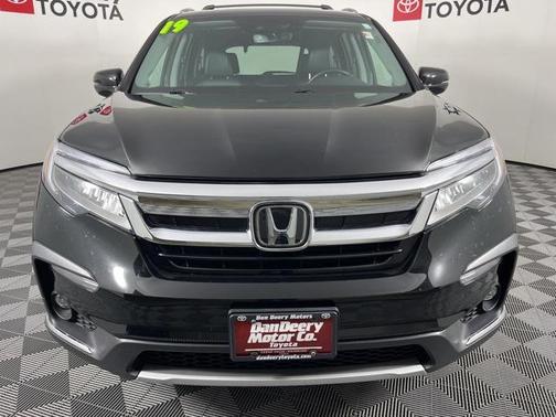 2019 Honda Pilot Touring 8-Passenger