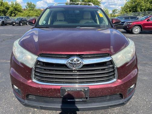 Ooh La La Rouge Mica 2016 Toyota Highlander XLE