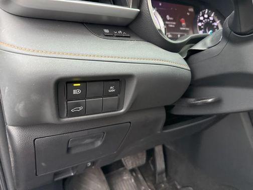 Cement 2023 Toyota Highlander Hybrid XLE