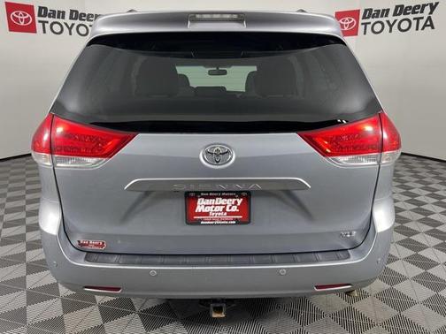 2013 Toyota Sienna XLE