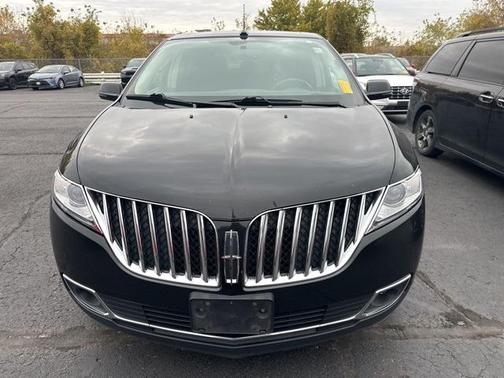 2013 Lincoln MKX Base