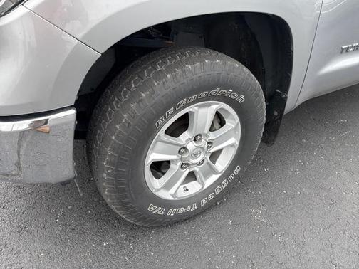2016 Toyota Tundra SR5