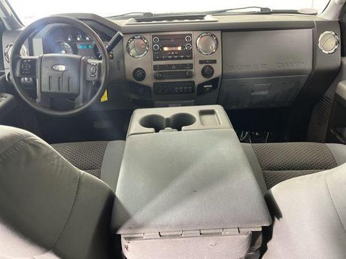 Tuxedo Black Metallic 2013 Ford F-250 XLT