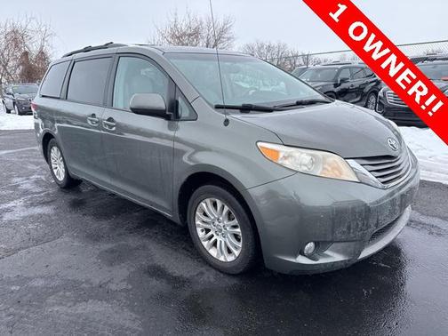 2012 Toyota Sienna XLE