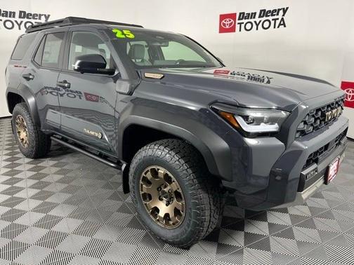 2025 Toyota 4Runner Hybrid Trailhunter