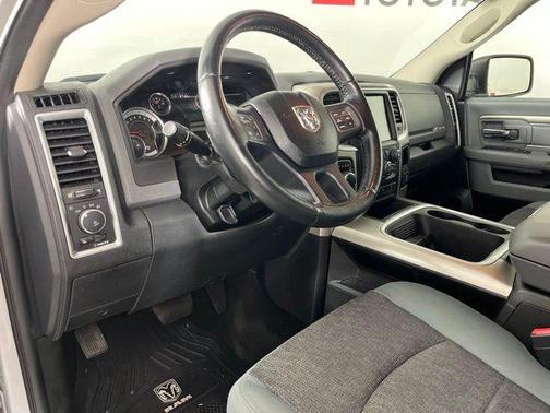 Bright Silver Metallic Clearcoat 2017 RAM 1500 Big Horn
