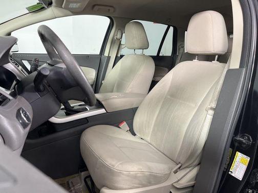 2011 Ford Edge SE