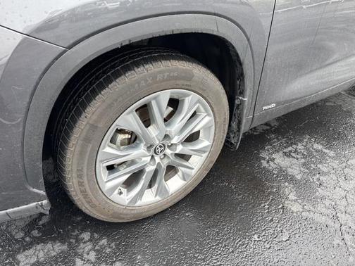 2022 Toyota Highlander Hybrid Limited