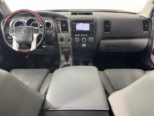 2016 Toyota Sequoia Platinum