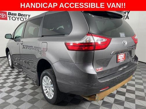 Predawn Gray Mica 2017 Toyota Sienna XLE