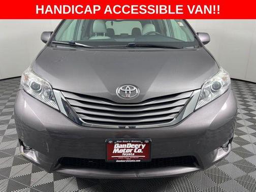 Predawn Gray Mica 2017 Toyota Sienna XLE
