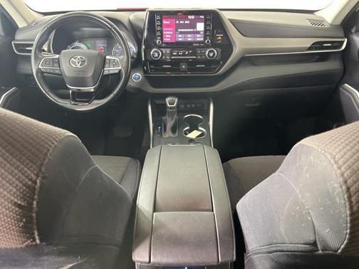 2020 Toyota Highlander Hybrid LE