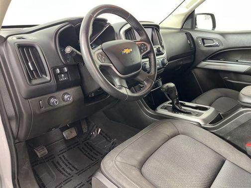 Summit White 2021 Chevrolet Colorado LT