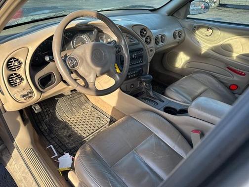 2004 Pontiac Bonneville SE