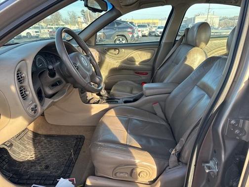 2004 Pontiac Bonneville SE