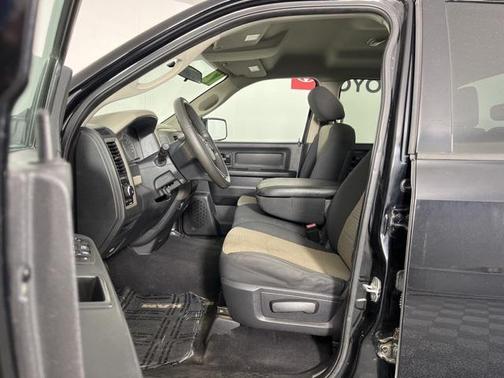 2012 RAM 1500 ST